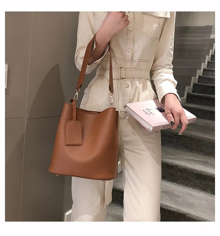 Minimalist Vegan Leather Bucket Bag with Tassel