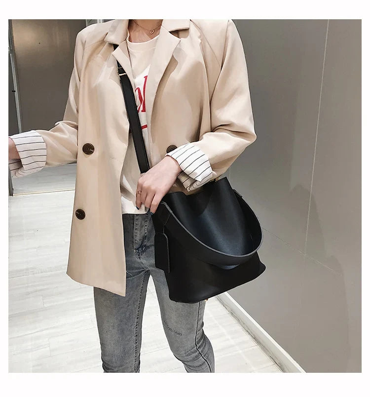 Minimalist Vegan Leather Bucket Bag with Tassel
