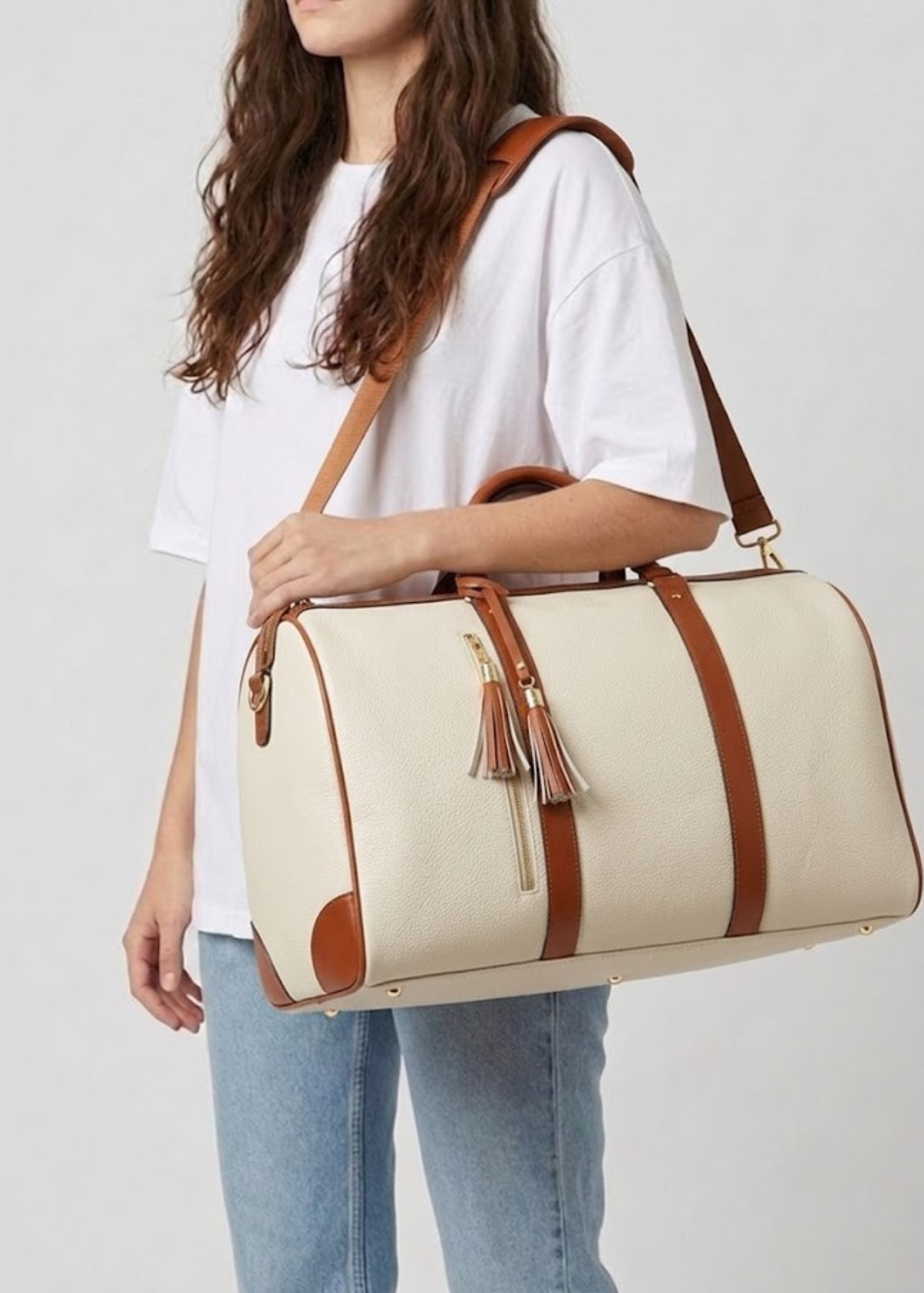 Vegan Leather Weekender Bag 50L in Beige
