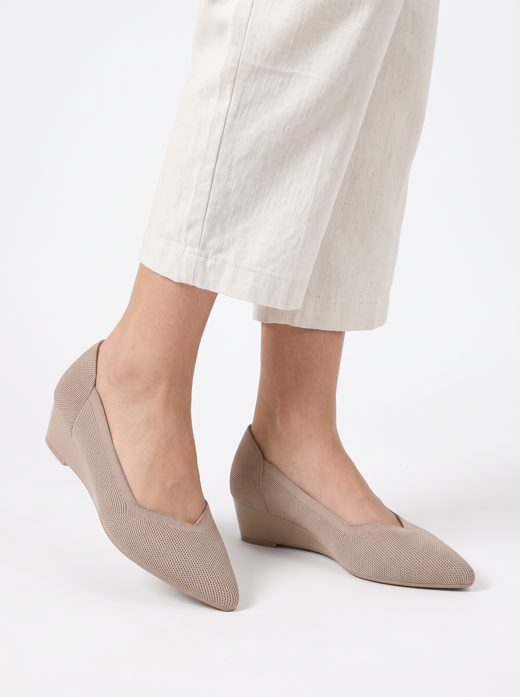 Pointed Toe Knit Wedge Heels with Cushioned Insole