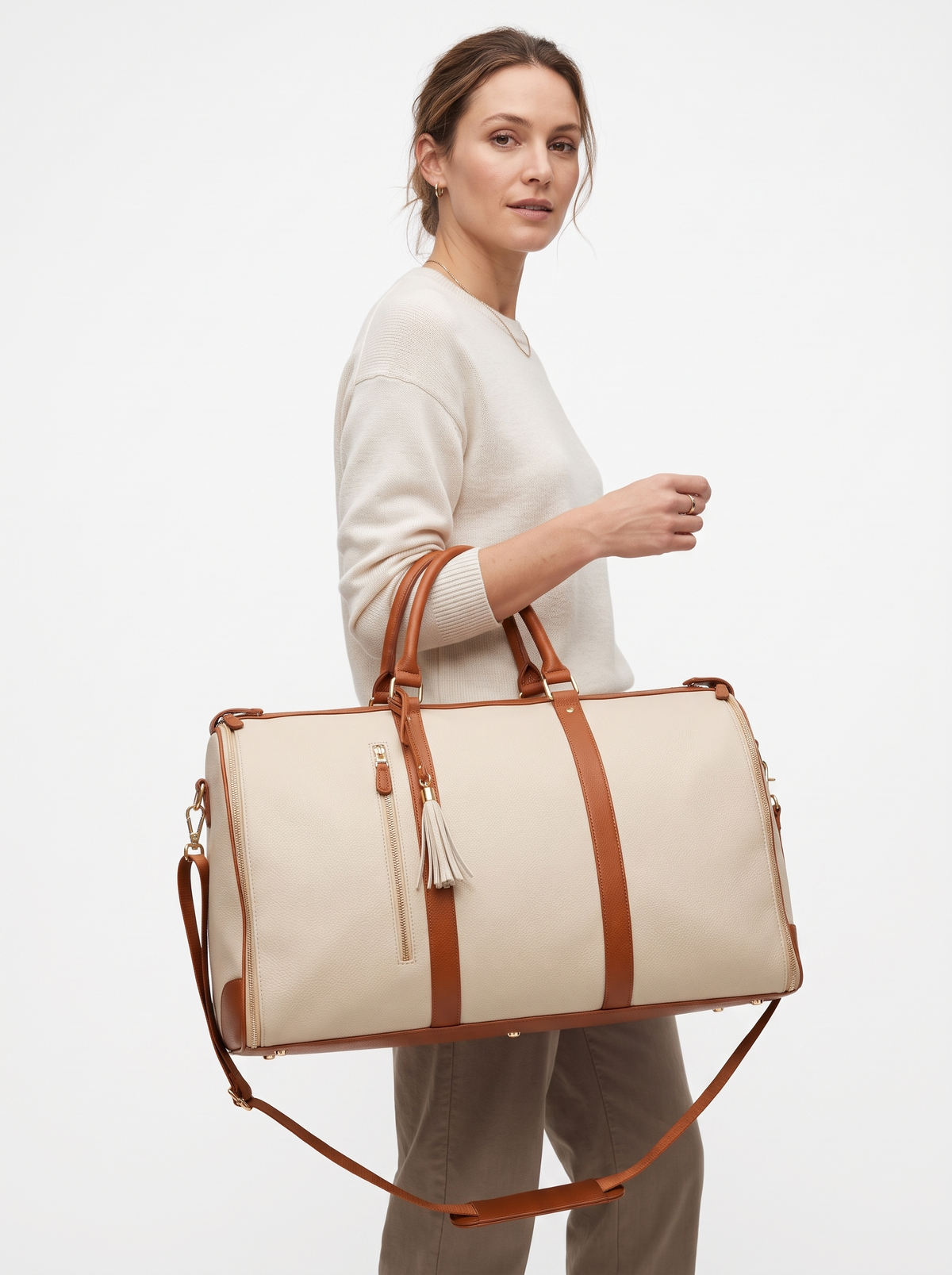 Vegan Leather Weekender Bag 50L in Beige