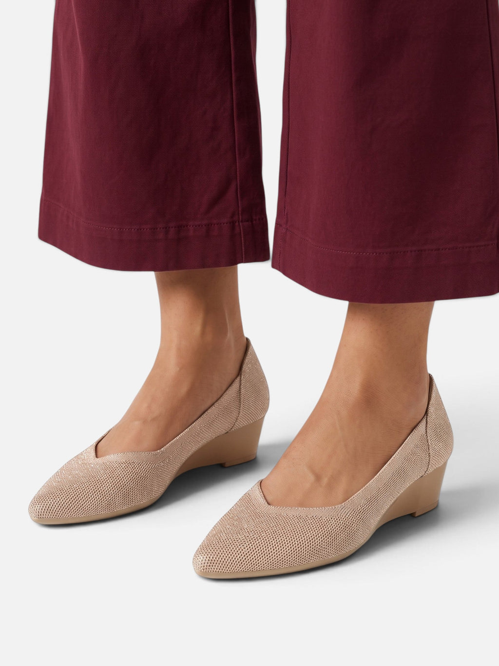 Pointed Toe Knit Wedge Heels with Cushioned Insole